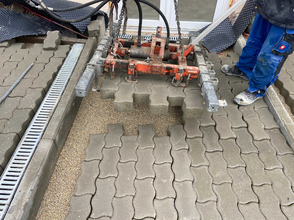 Abbruch von Gartenmauer Firma Welz Abbruch von Gartenmauer Firma Welz