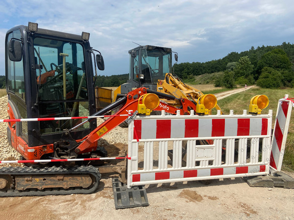 Abbruch von Gartenmauer Firma Welz Abbruch von Gartenmauer Firma Welz